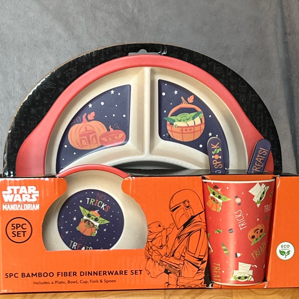 Star Wars Mandalorian 5pc bamboo fiber dinnerware set